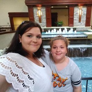 Meet your Posher, Amber